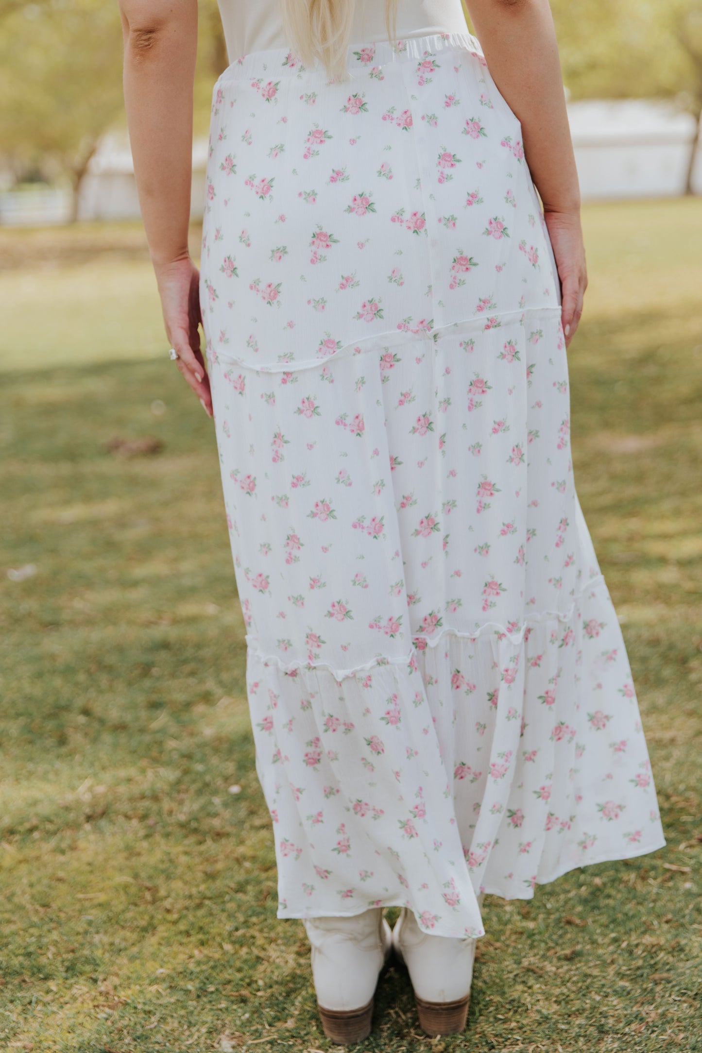 THE MILA FLORAL MAXI SKIRT IN PINK