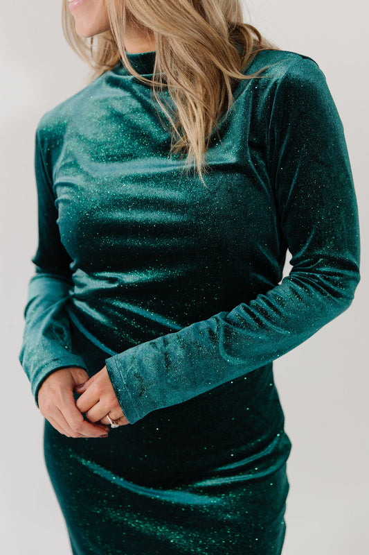 THE WHITNEY GLITTERY VELVET DRESS IN EMERALD