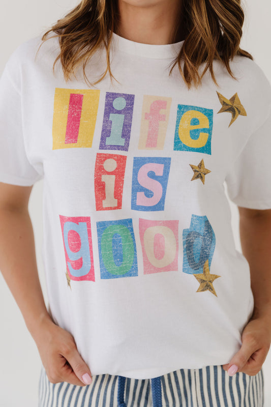 THE LIFE IS GOOD GRAPHIC TEE IN WHITE