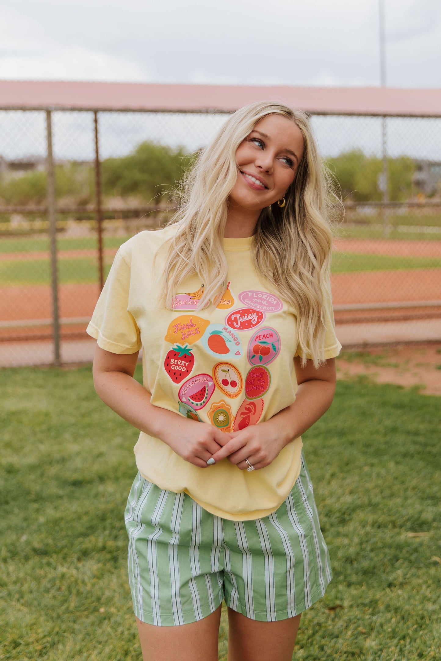 THE FRUITY STICKER TEE IN BUTTER
