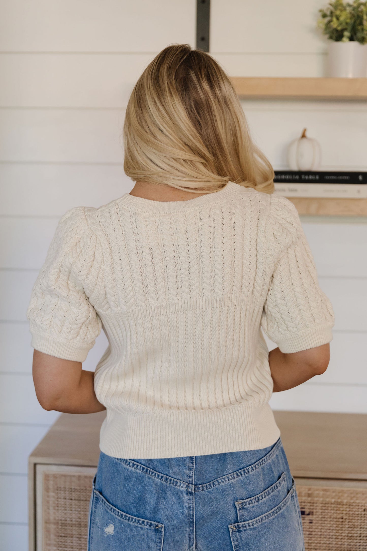 THE KASSIDY PUFF SLEEVE SWEATER IN CREAM