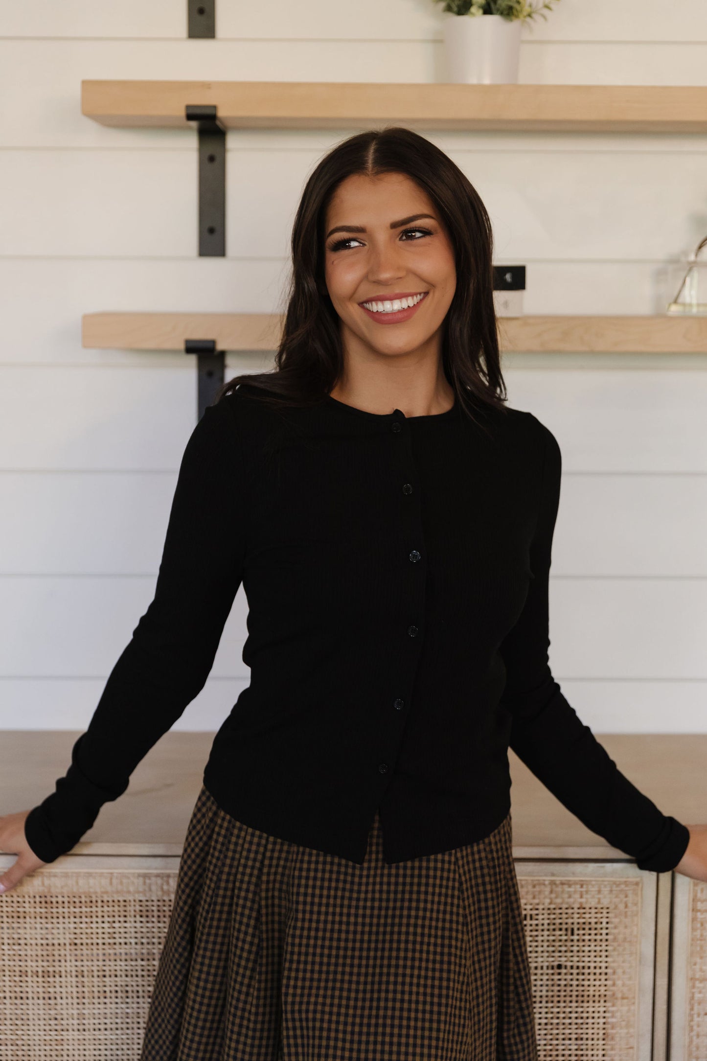 THE CHLOE RIBBED BUTTON DOWN IN BLACK