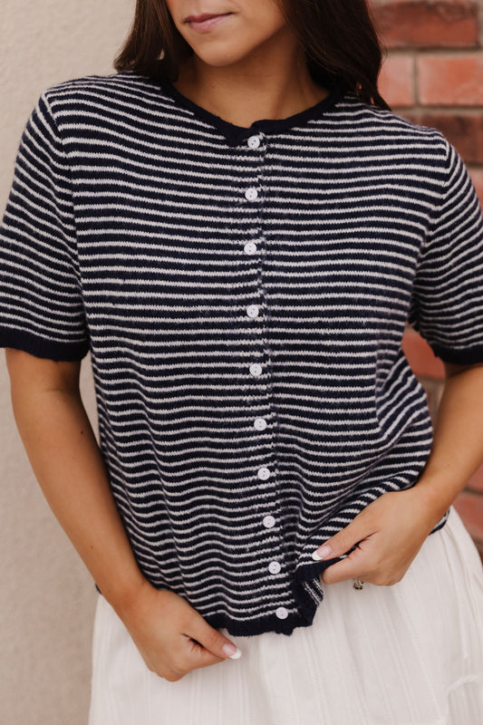 THE MCKAYLA SHORT SLEEVE STRIPED CARDIGAN IN NAVY