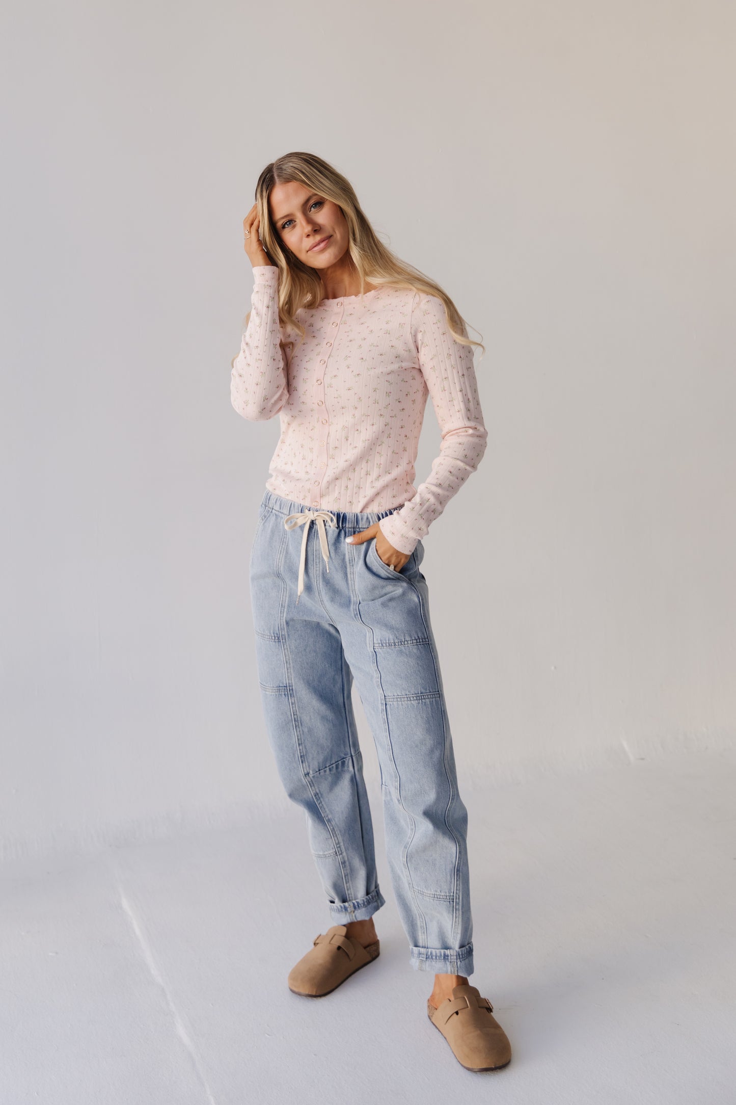 THE ELOISE RIBBED FLORAL TOP IN SOFT PINK