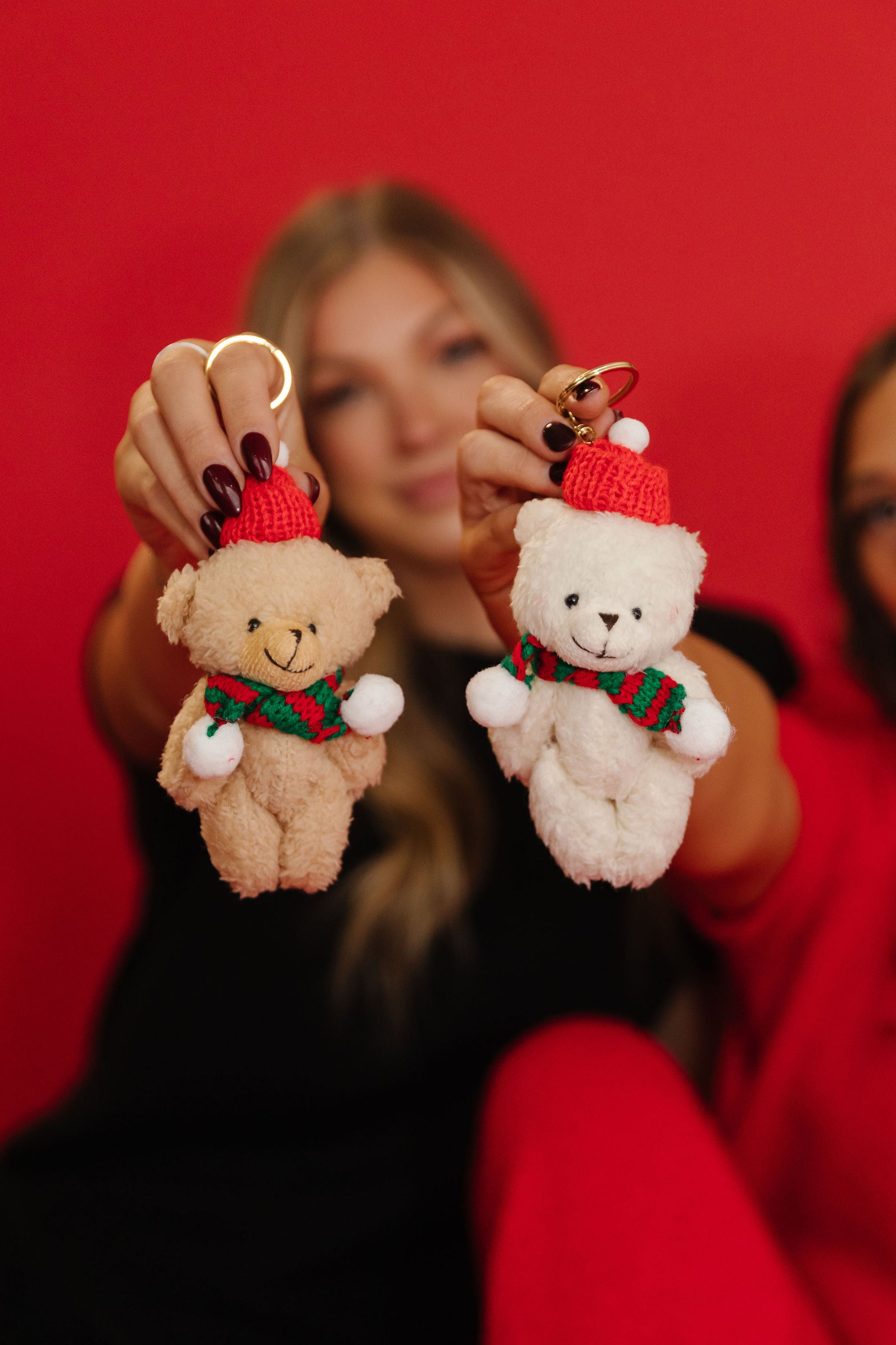 THE CHRISTMAS TEDDY BEAR KEYCHAIN – Pink Desert