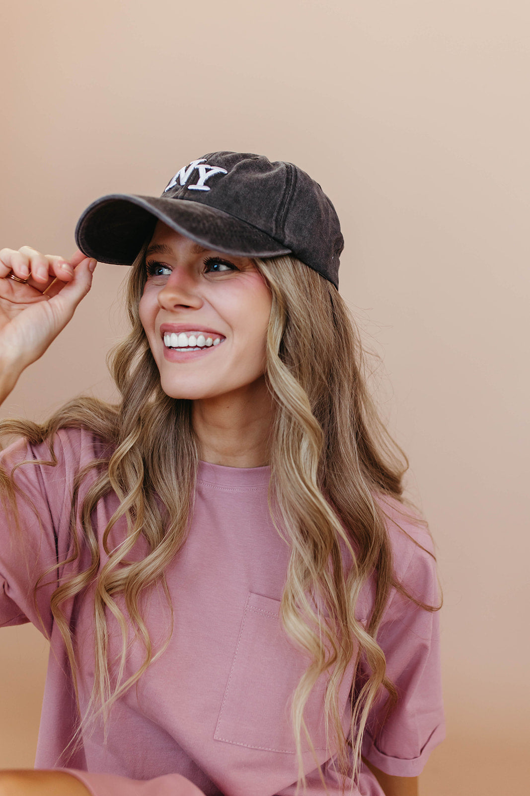 THE NEW YORK BASEBALL HAT IN CHARCOAL