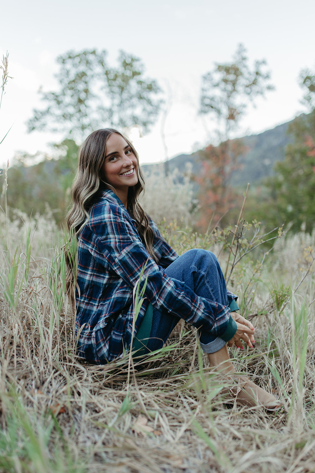 THE GEORGIA FLANNEL SHACKET IN NAVY