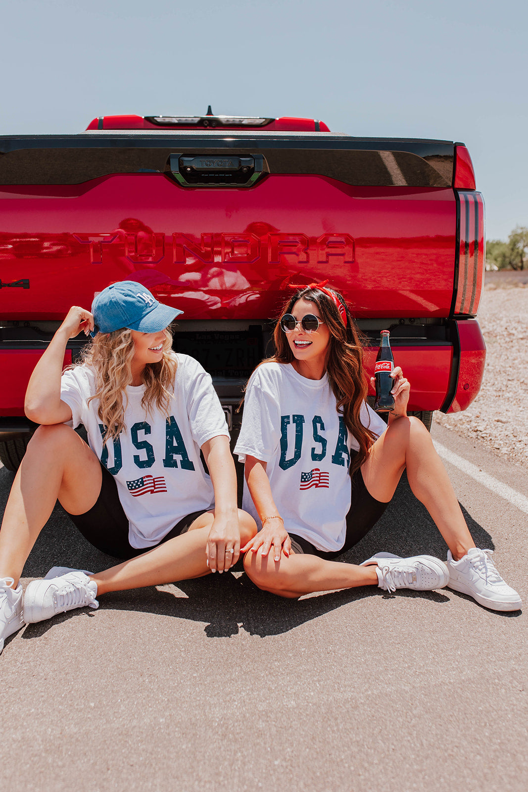 THE USA FLAG TEE IN WHITE BY PINK DESERT