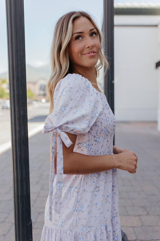 THE JODEANN MAXI DRESS IN LAVENDER FLORAL