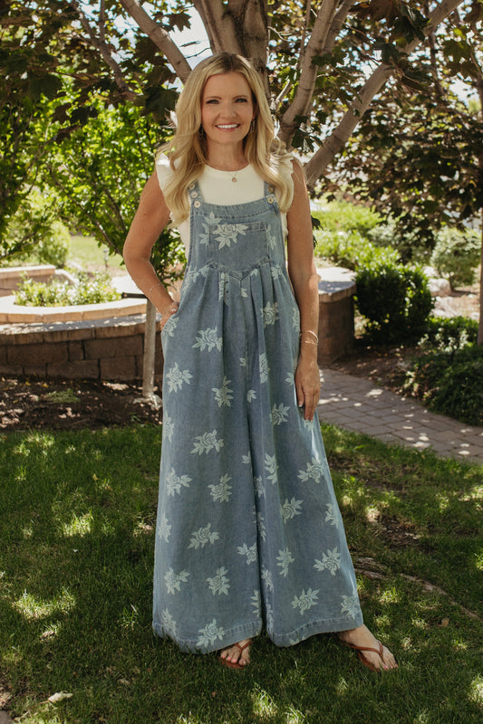 THE ZAY ZAY OVERSIZED FLORAL OVERALLS
