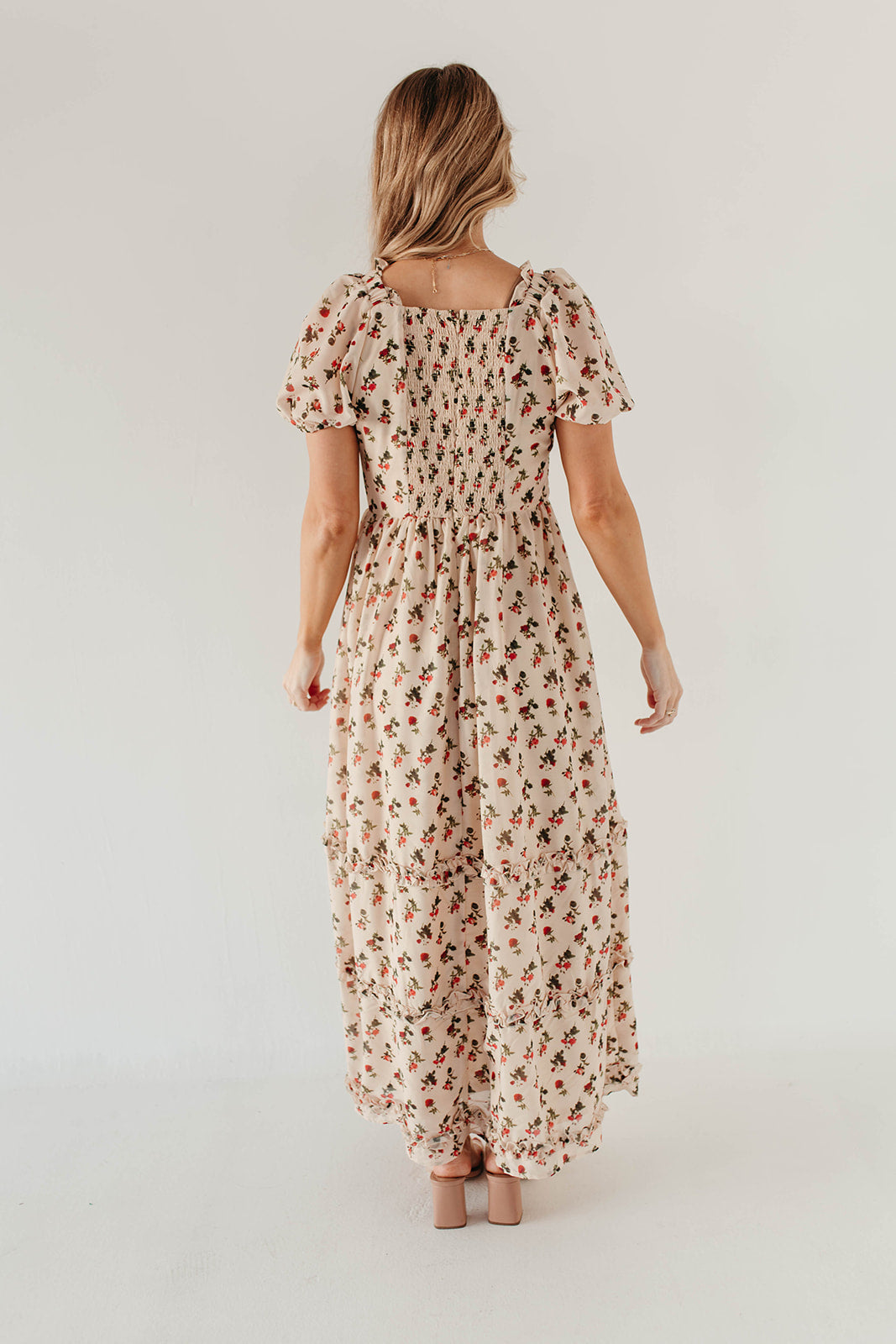 THE ANNALISE MAXI DRESS IN ROSE FLORAL BY PINK DESERT