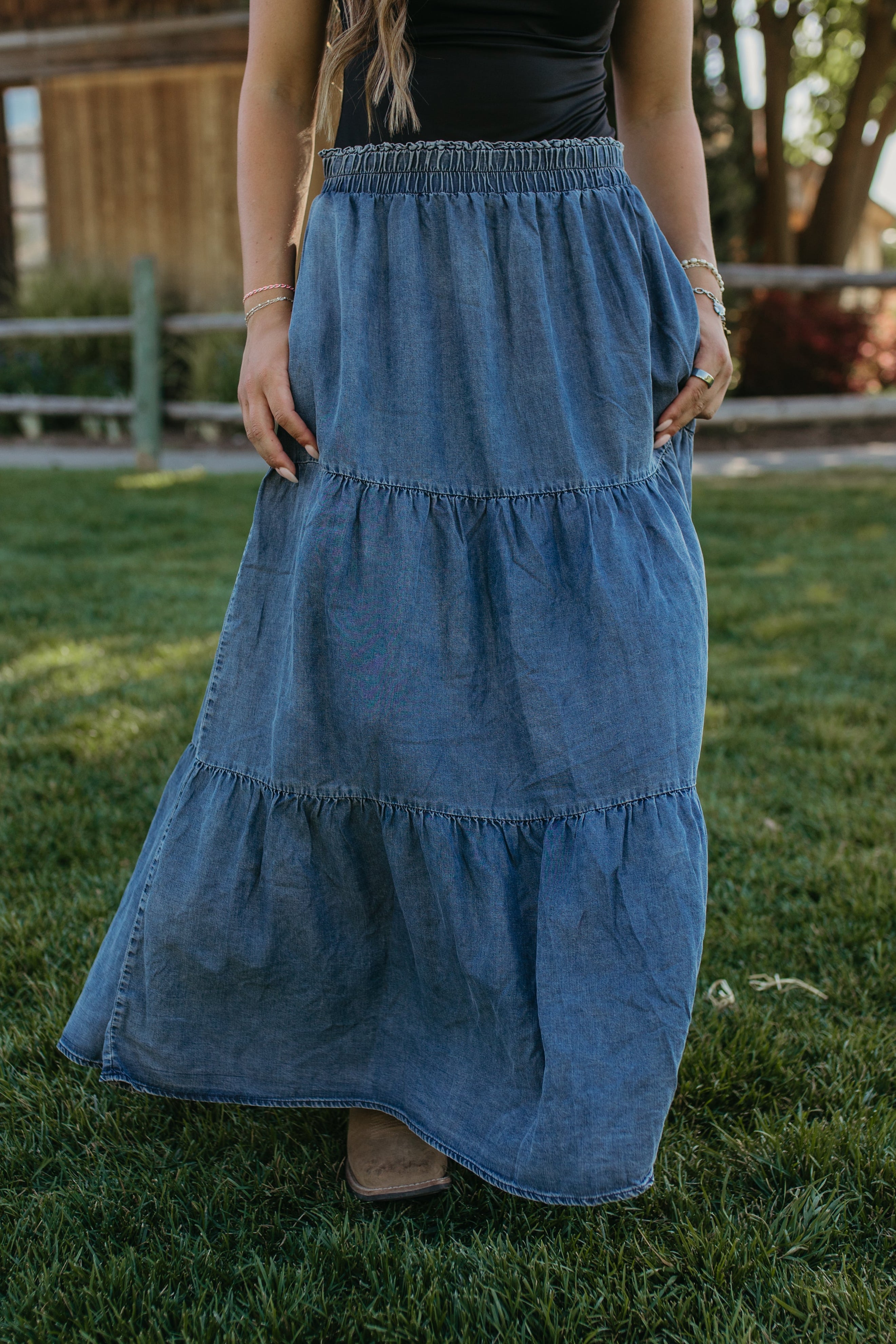エムミーエメ denim docking tiered one piece THE SOL DENIM TIERED MAXI SKIRT – Pink Desert