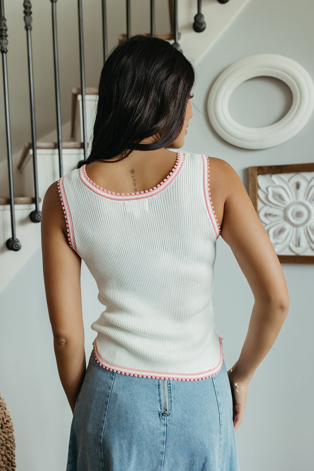 THE CORDELIA RIBBED TANK IN IVORY/PINK TRIM
