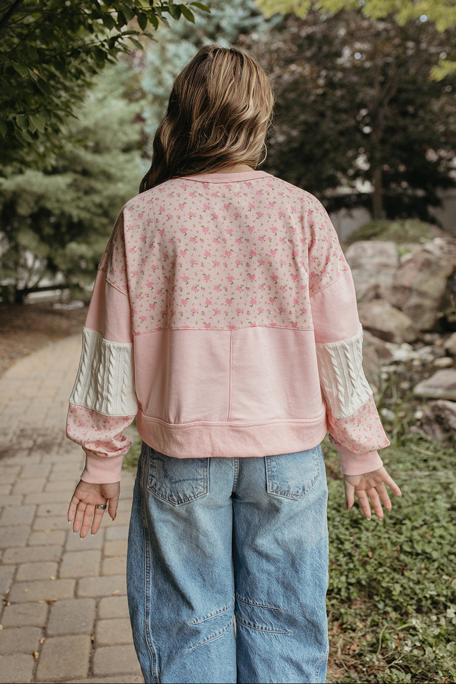 THE KYOMI FLORAL PATCHWORK SWEATSHIRT IN PINK