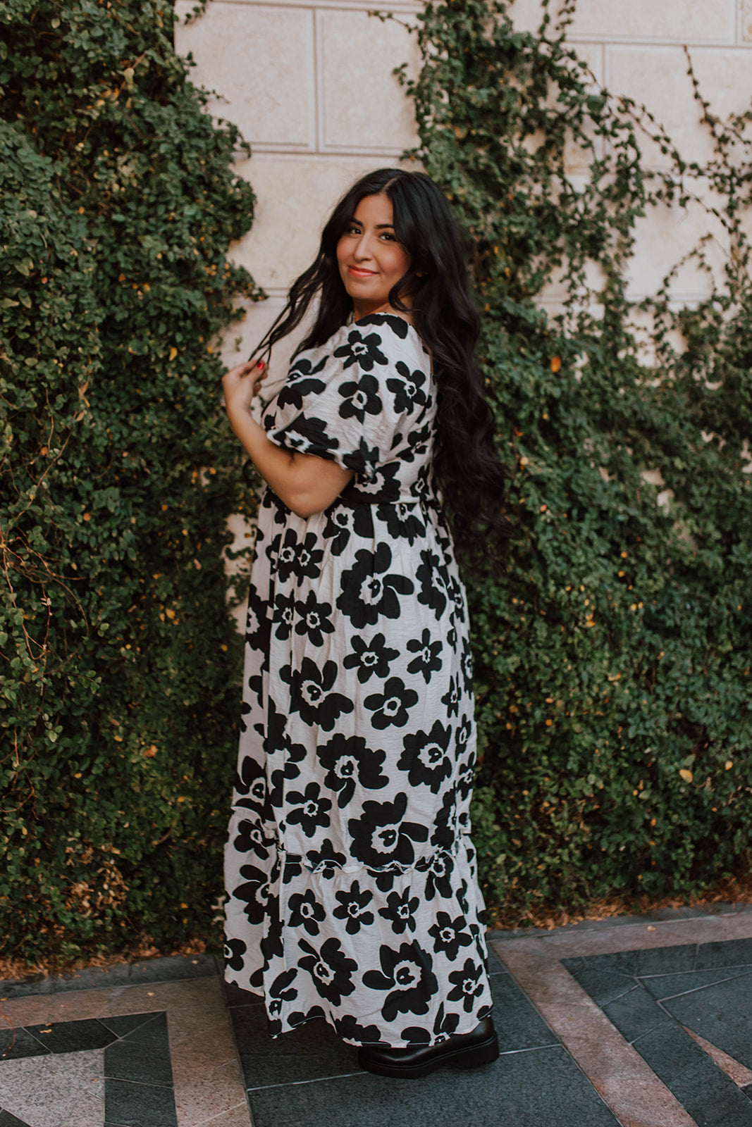 THE ZOE MIDI DRESS IN RETRO FLORAL BY PINK DESERT