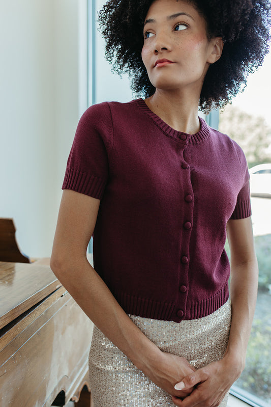 THE AVERY BUTTON DOWN SWEATER IN BURGUNDY