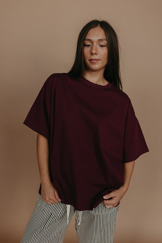 THE HUDSON CREW NECK TEE IN BURGUNDY