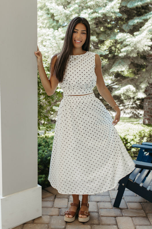 THE QUINCY POLKA DOT FLARE SLEEVELESS SET IN IVORY