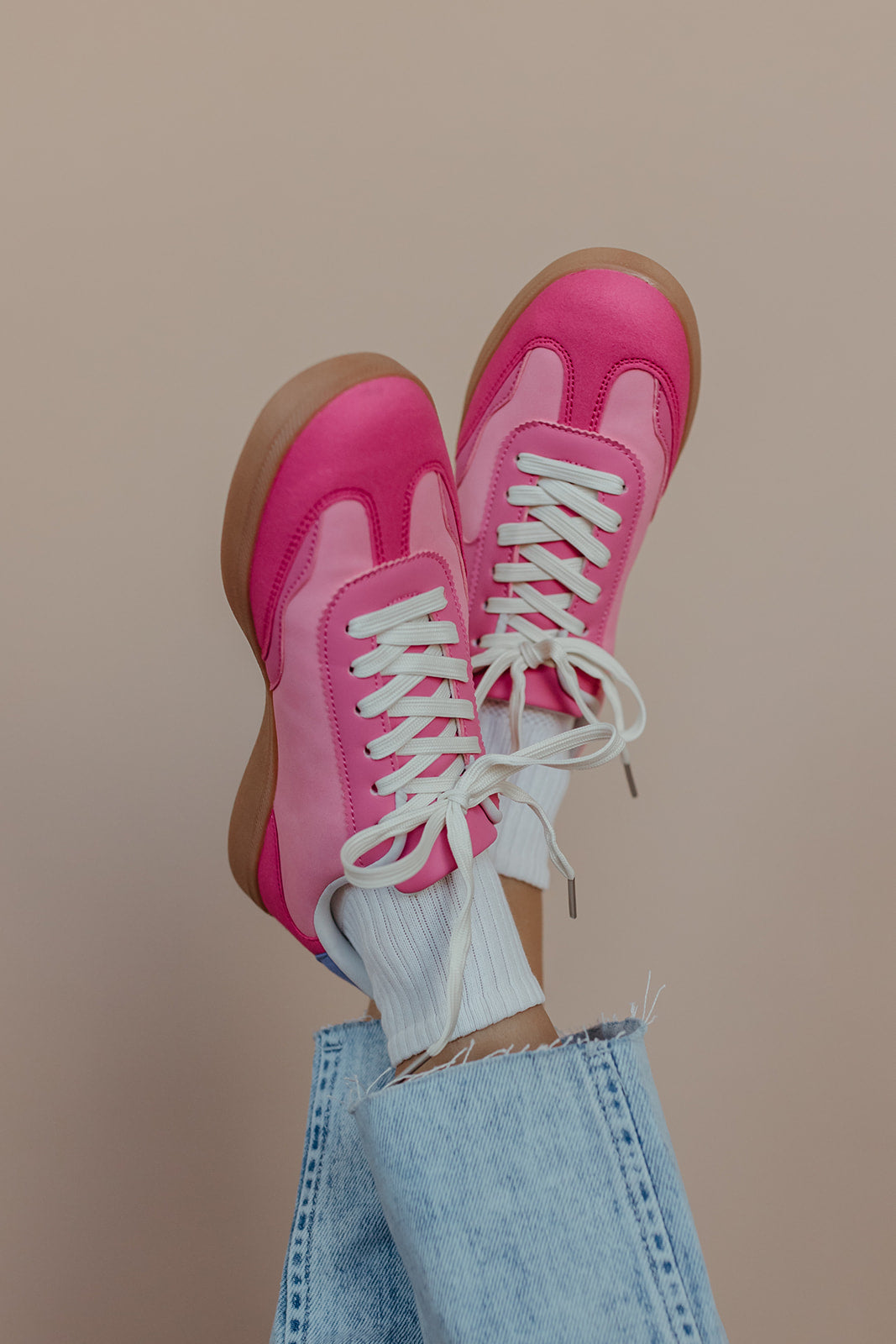 THE FIERCE SNEAKERS IN FUCHSIA – Pink Desert - Main Image