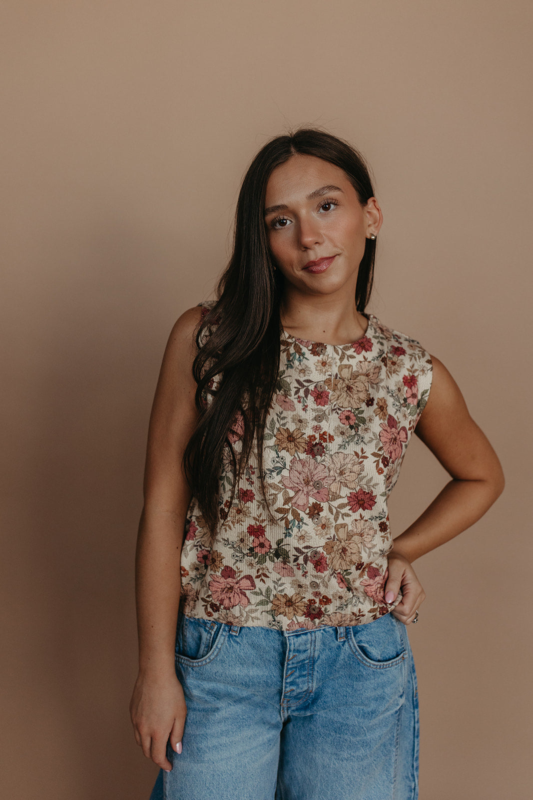 THE POSIE VINTAGE FLORAL VEST TOP IN ROSE