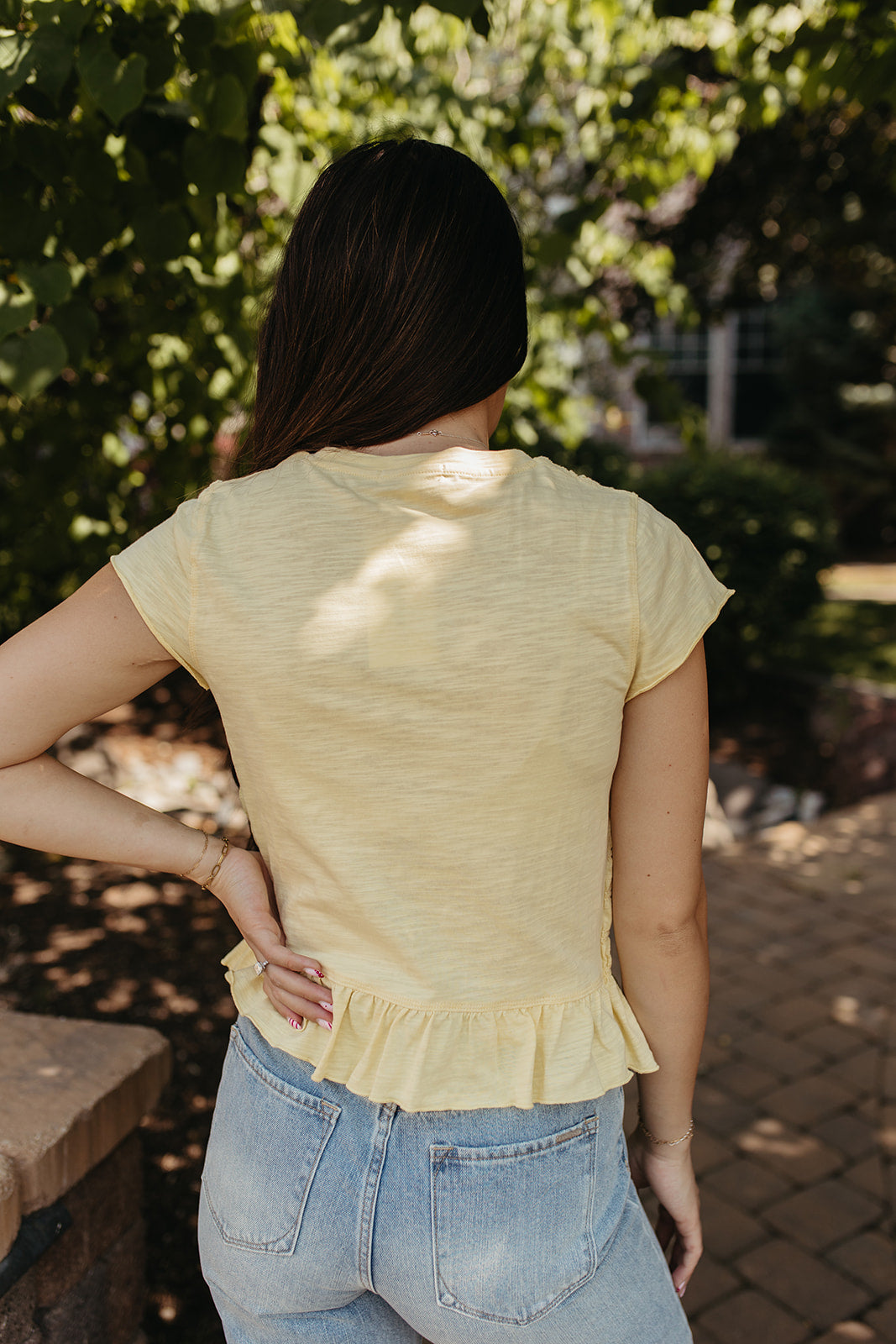 THE CLAUDIA RUCHED RUFFLED HEM TOP IN YELLOW