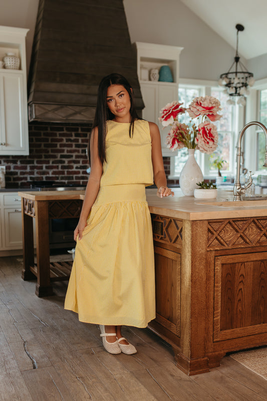 THE PRESLEY GINGHAM TOP IN LEMON
