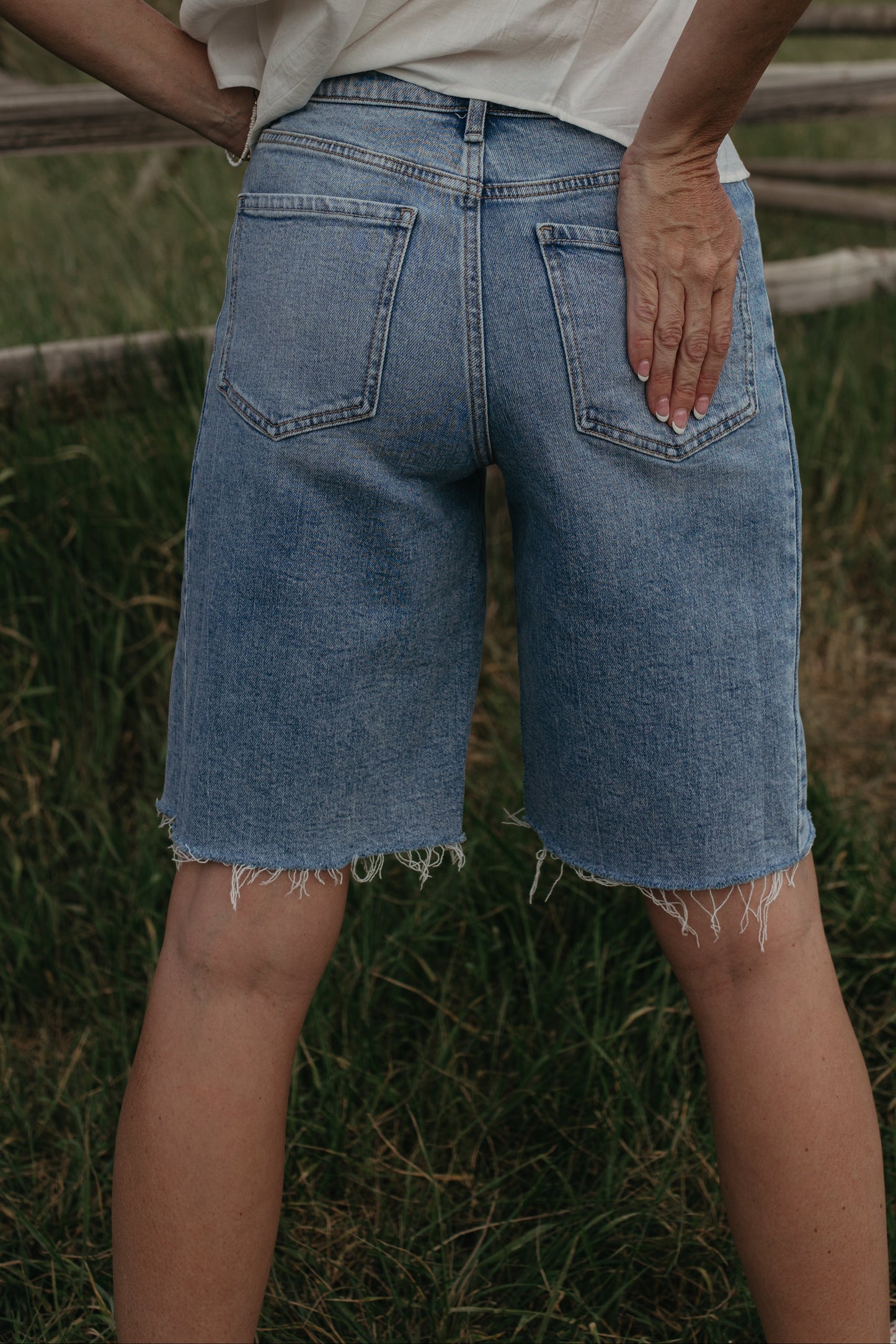 THE KENSLEY HIGH RISE SIDE SEAM DENIM JORTS