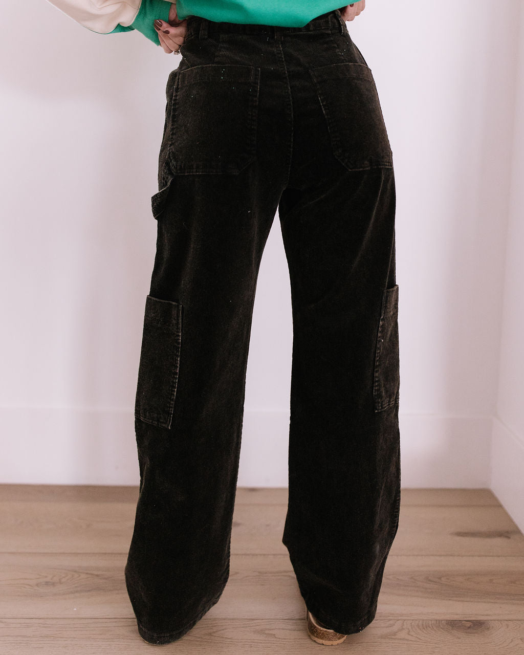 THE WANETA WASHED WIDE LEG CORDUROY CARGO PANTS IN BLACK