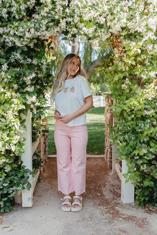 THE SWEET STRAWBERRY TOP IN WHITE