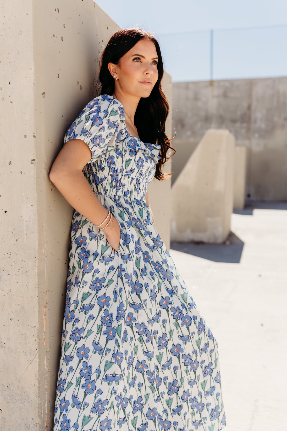 THE LEEANN FLORAL MIDI DRESS IN BLUE