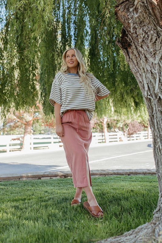 THE TATUM MIDI SKIRT IN DUSTY CORAL