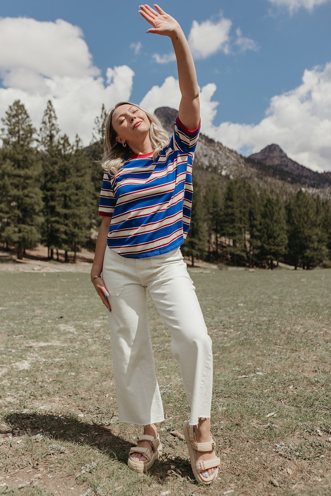 THE HUNTER STRIPED TEE IN BLUE