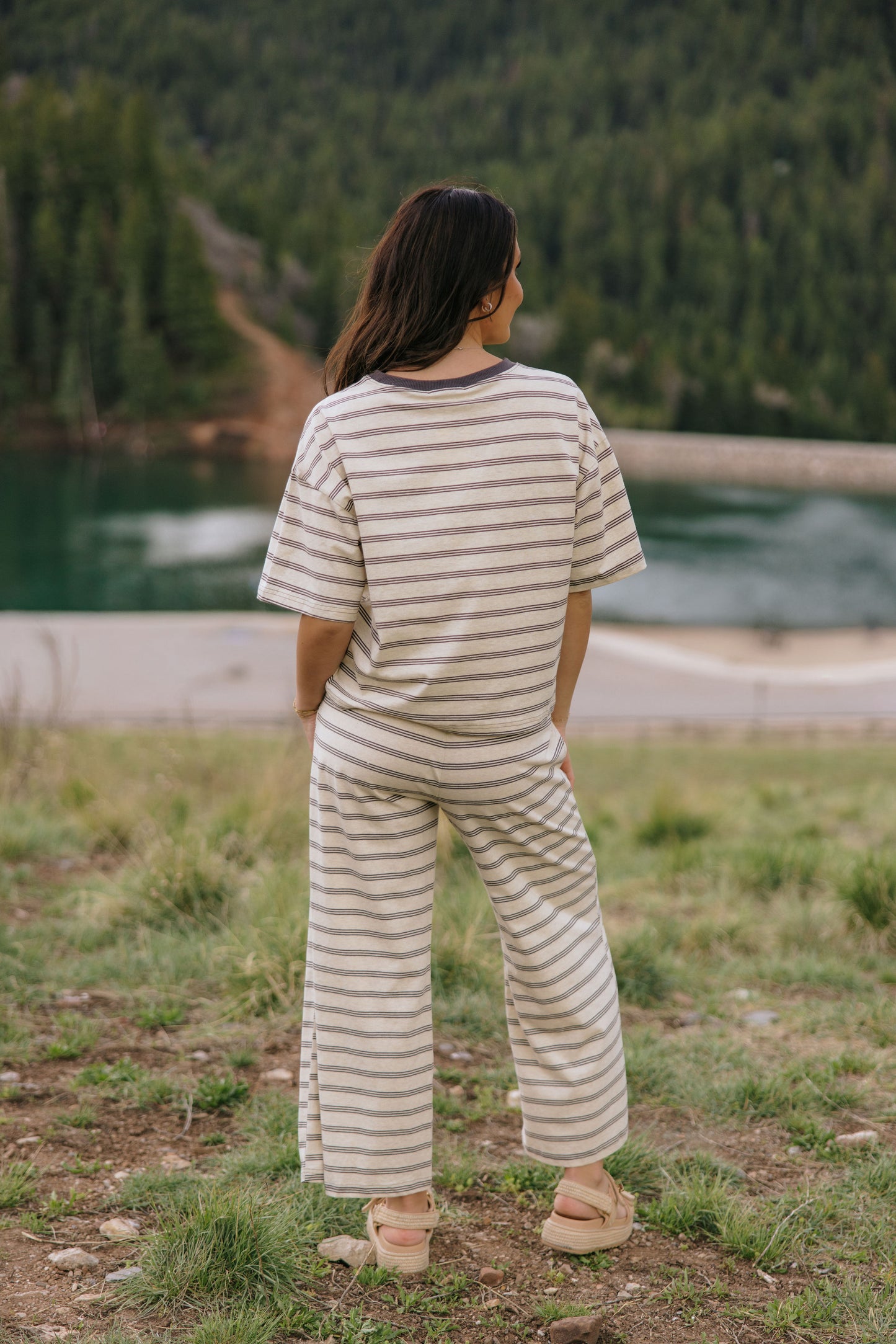 THE CHARITY STRIPED SET IN OAT AND BROWN