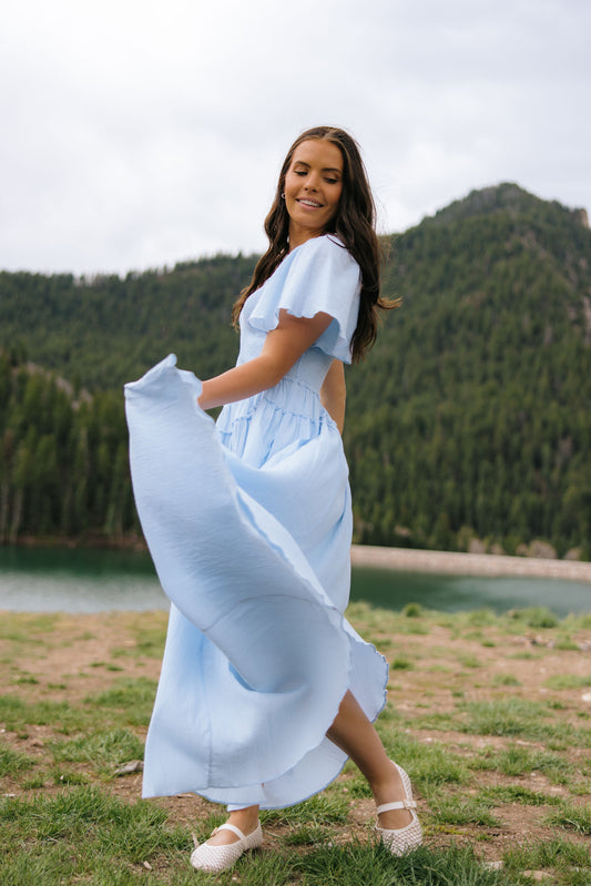THE AMBER SMOCKED MAXI DRESS IN BLUE