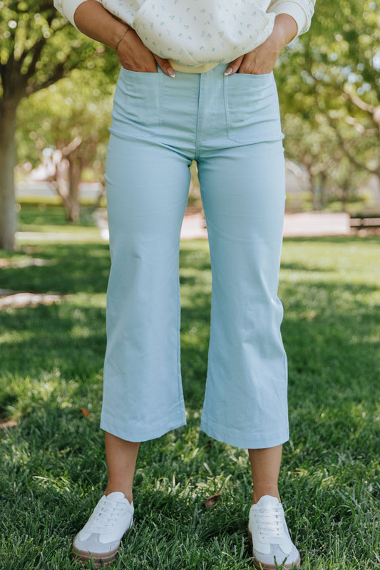 THE CARTER CROPPED SUMMER PANTS IN SKY BLUE