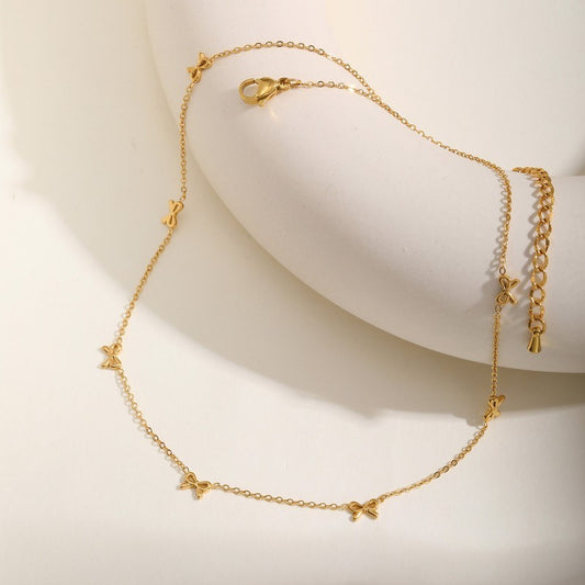 THE BOW CHAIN NECKLACE
