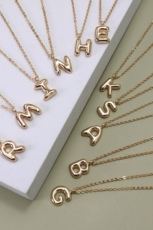 THE BUBBLE BALOON INITIAL NECKLACE IN GOLD