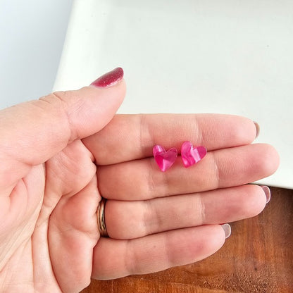 THE HAND DRAWN HEART STUD EARRINGS IN HOT PINK
