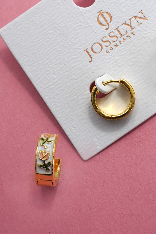 THE VINTAGE FLORAL HOOPS IN GOLD