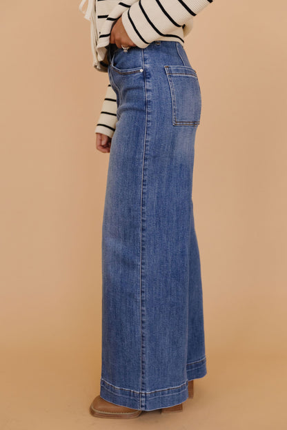 THE ELIANA HIGH RISE WIDE LEG JEANS IN MEDIUM