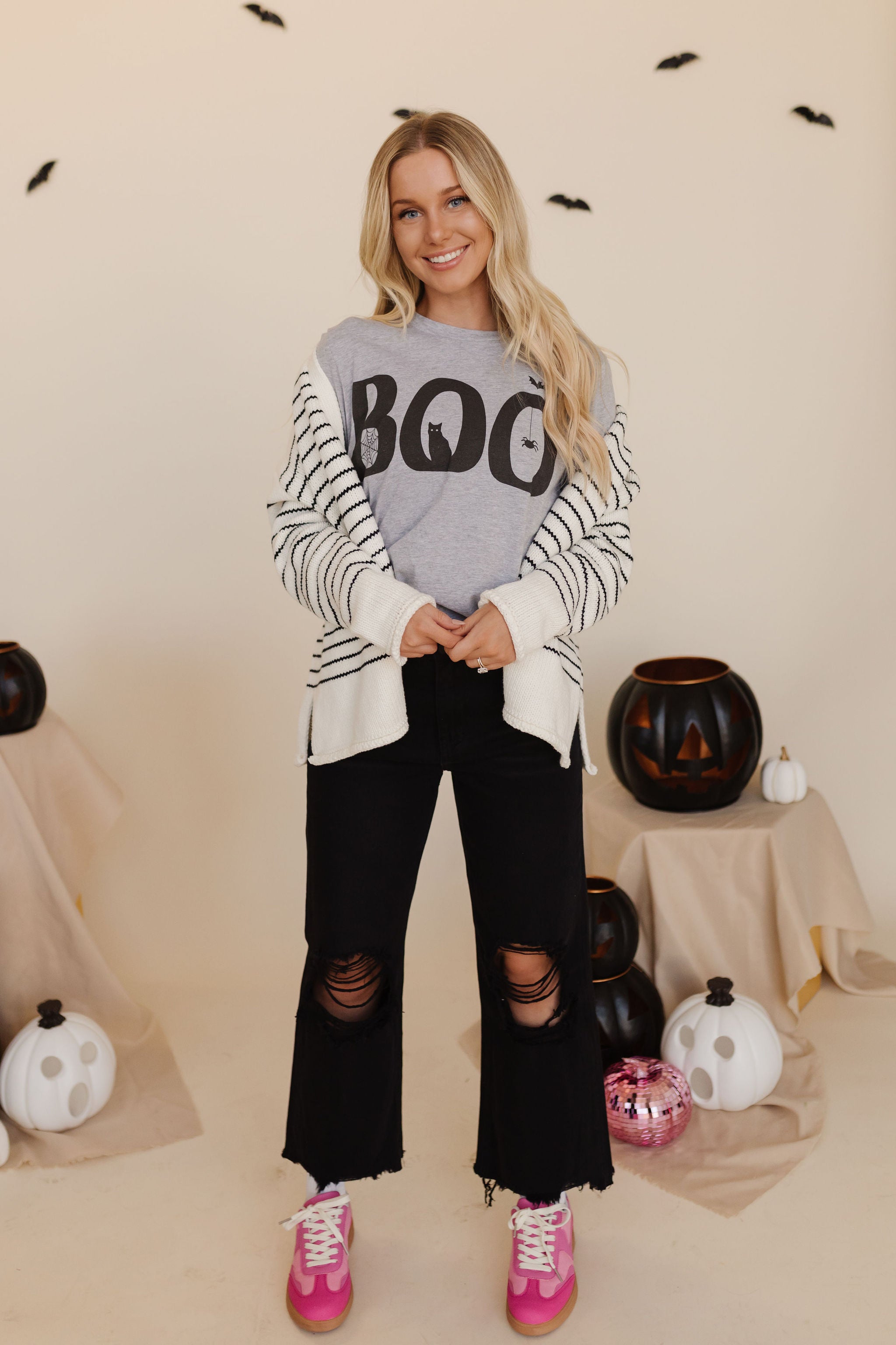 THE 90'S FLARE JEANS IN BLACK BY VERVET | PINK DESERT – Pink Desert