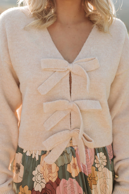 THE CLARA SWEATER IN CREAM