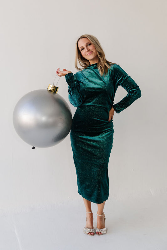 THE WHITNEY GLITTERY VELVET DRESS IN EMERALD