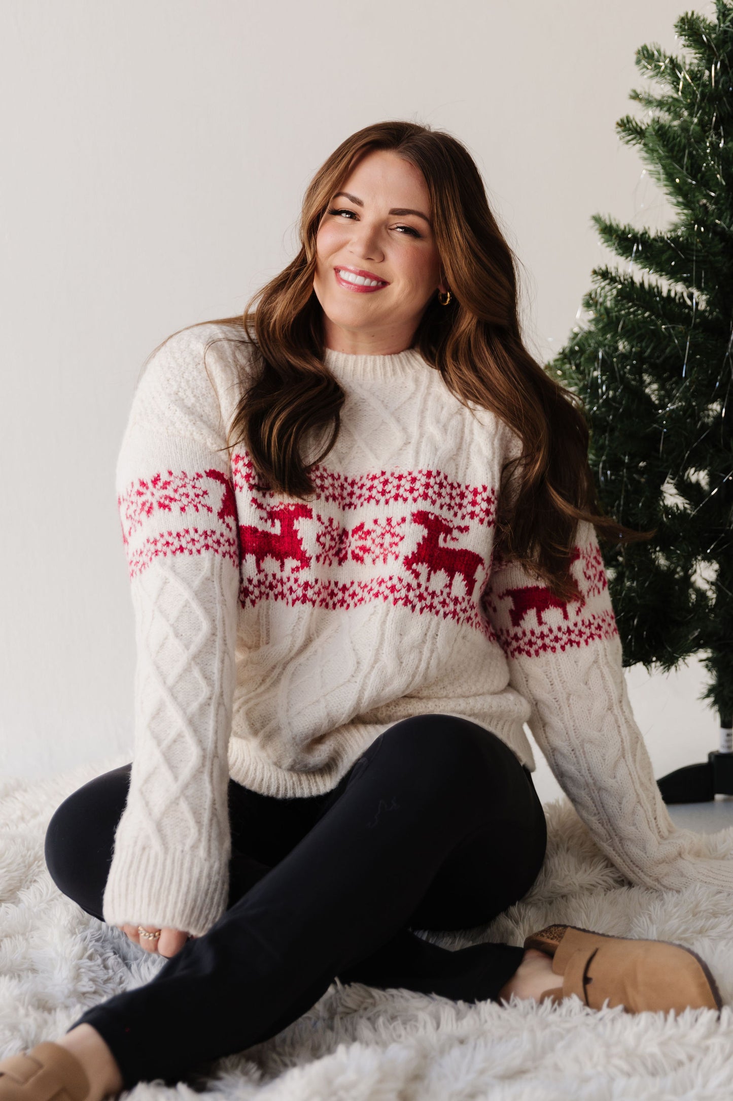 THE REINDEER KNIT SWEATER IN CREAM