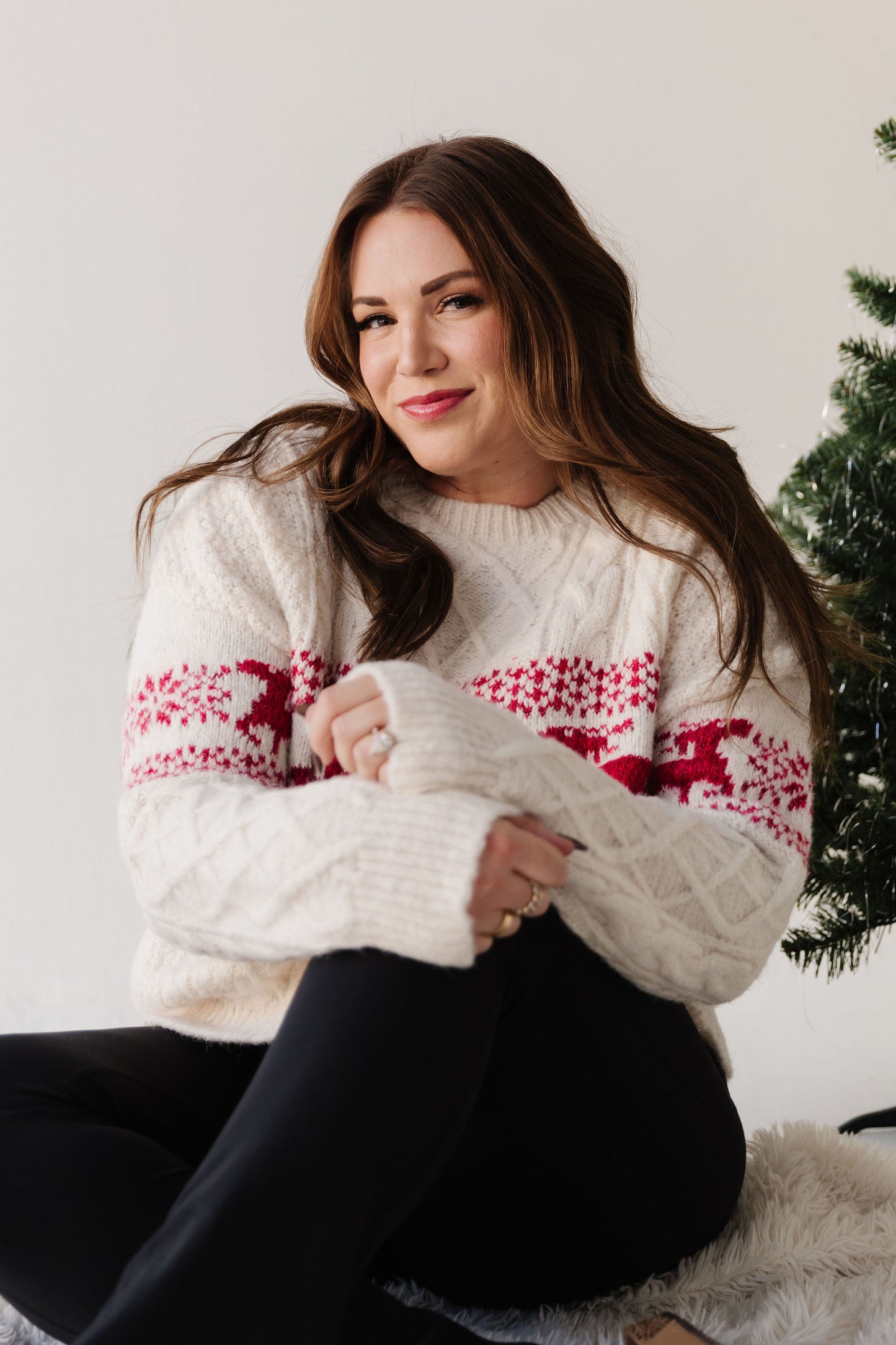 THE REINDEER KNIT SWEATER IN CREAM