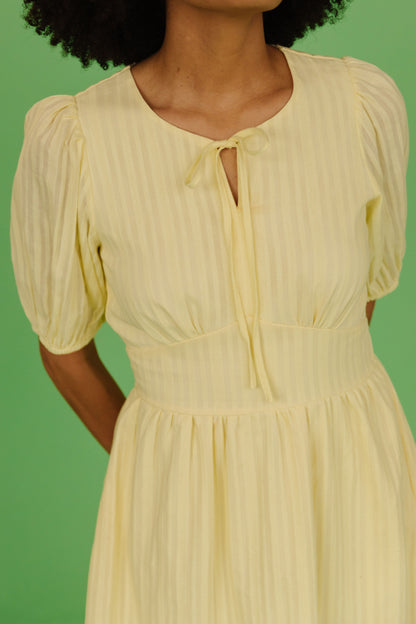 THE SAMIRA JACQUARD DRESS IN LEMON MERINGUE