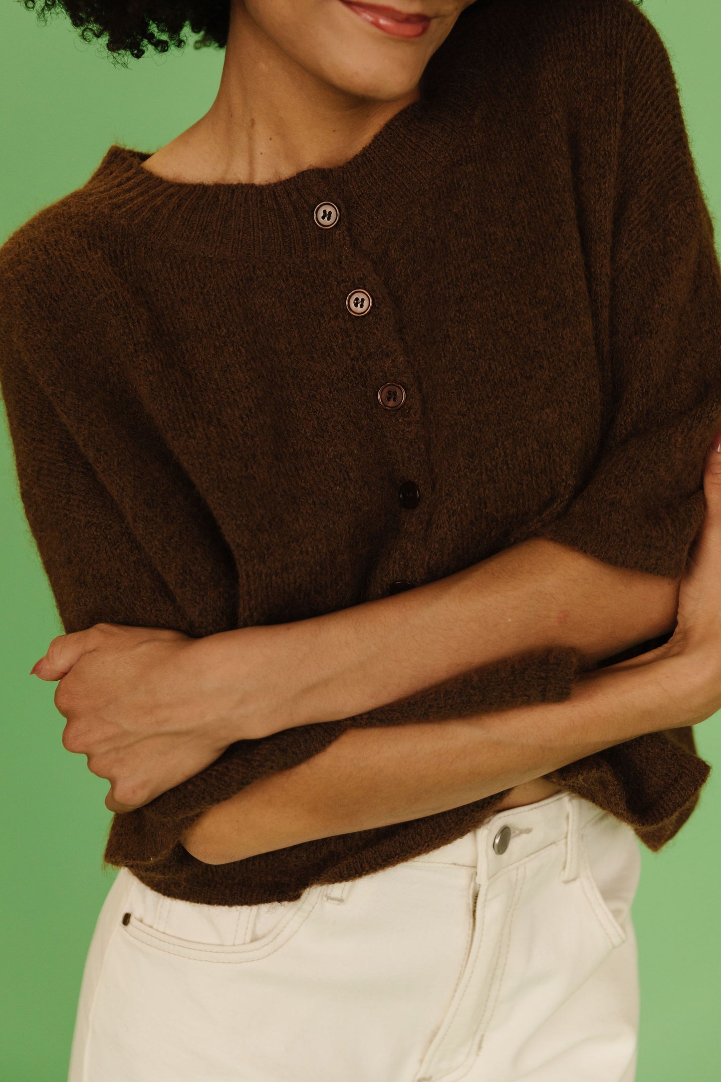 THE KATELYNN KNIT CARDIGAN IN BROWN