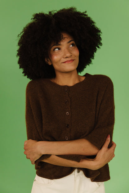 THE KATELYNN KNIT CARDIGAN IN BROWN