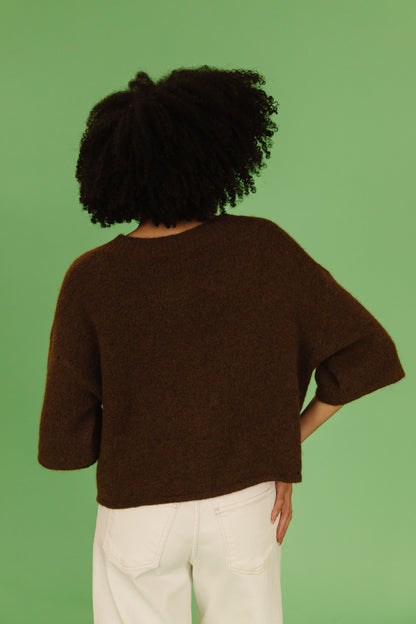 THE KATELYNN KNIT CARDIGAN IN BROWN
