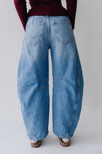 FREE PEOPLE GOOD LUCK MID RISE BARREL JEAN IN ULTRA LIGHT